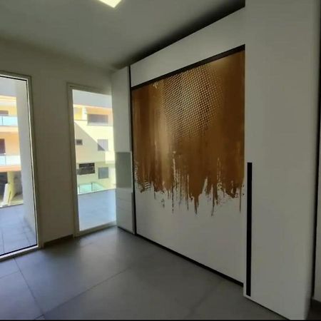 Modern And Spacious Appartement With Beach View. Галиполи Екстериор снимка