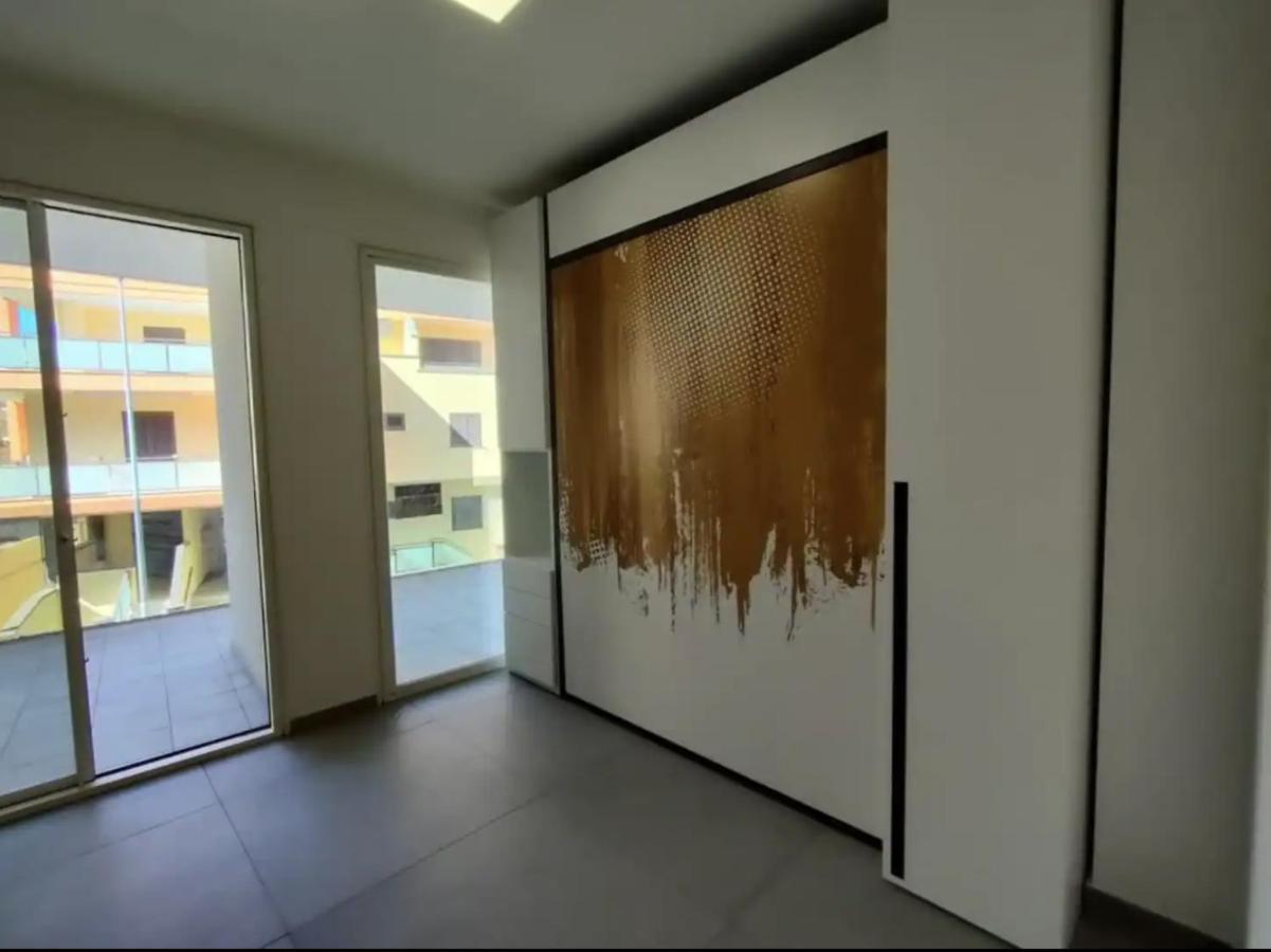 Modern And Spacious Appartement With Beach View. Галиполи Екстериор снимка